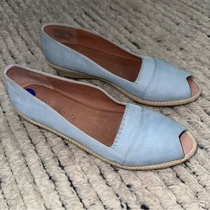 Gentle Souls by Kenneth Cole Espadrille Wedges size 8.5 in baby blue